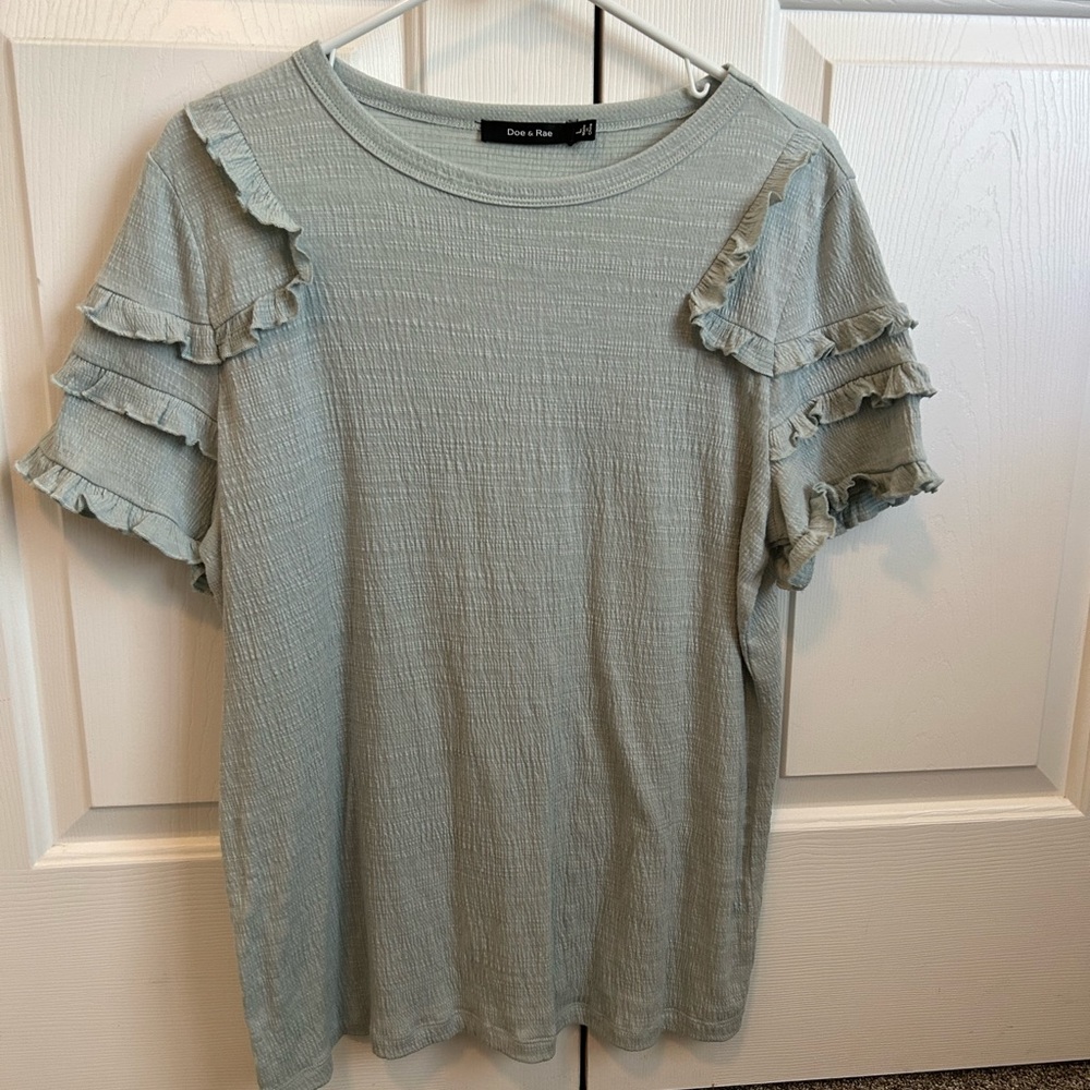 Doe & Rae Light Green Ruffle Sleeve Top
